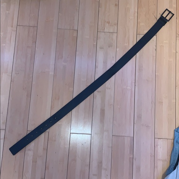 Guess reversible belt - Picture 2 of 8